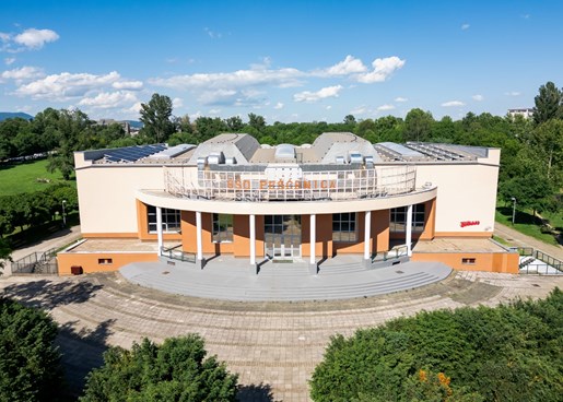 Školska sportska dvorana Peščenica